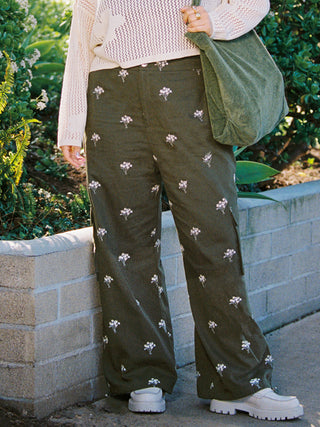Picking Daisies Wide Leg Cargo Pants Curve & Plus