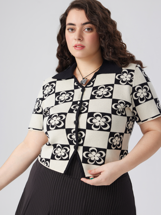 Knit Collar Checkered Flower Short Sleeve Crop Top Curve & Plus