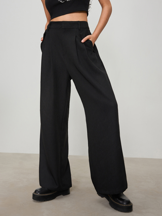 Mid Rise Solid Pleated Wide Leg Trousers