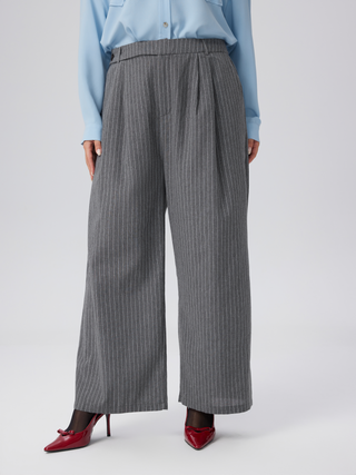 Middle Waist Stripe Pleated Pocket Wide Leg Trousers Curve & Plus