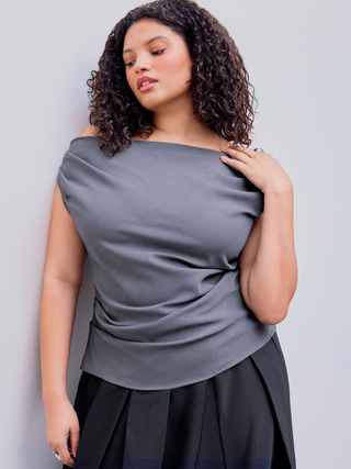 Off-shoulder Ruched Zipper Crop Top Curve & Plus