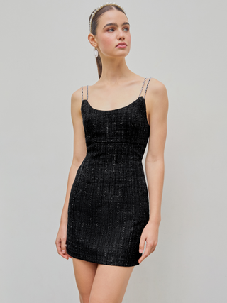 Scoop Neckline Chain Detail Solid Backless Short Dress